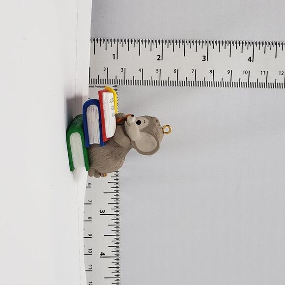 1989 Hallmark Teacher Handcrafted Keepsake Holiday Christmas Ornament. - Picture 10 of 10